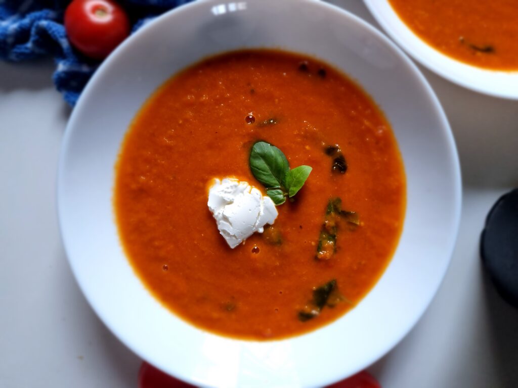 Best Homemade Roasted Tomato Basil Soup