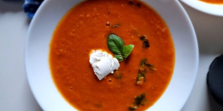 Best Homemade Roasted Tomato Basil Soup.