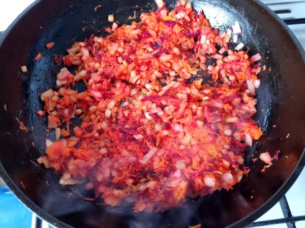 Frying veggies for traditional borscht