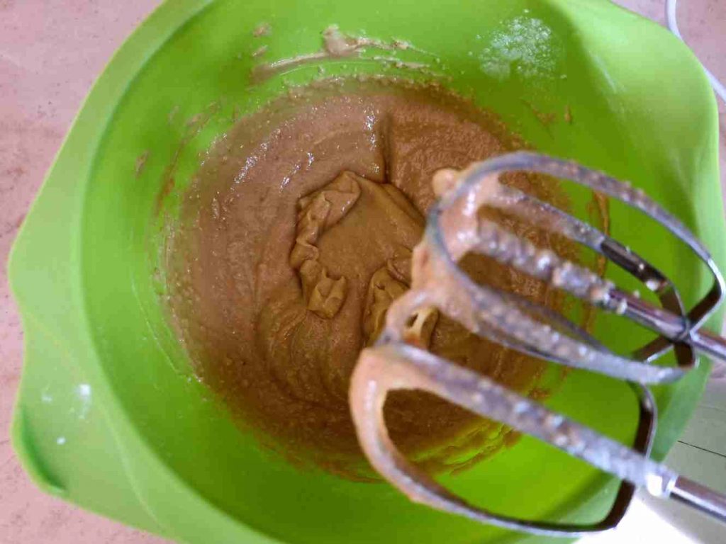 Peanut butter frosting first mix