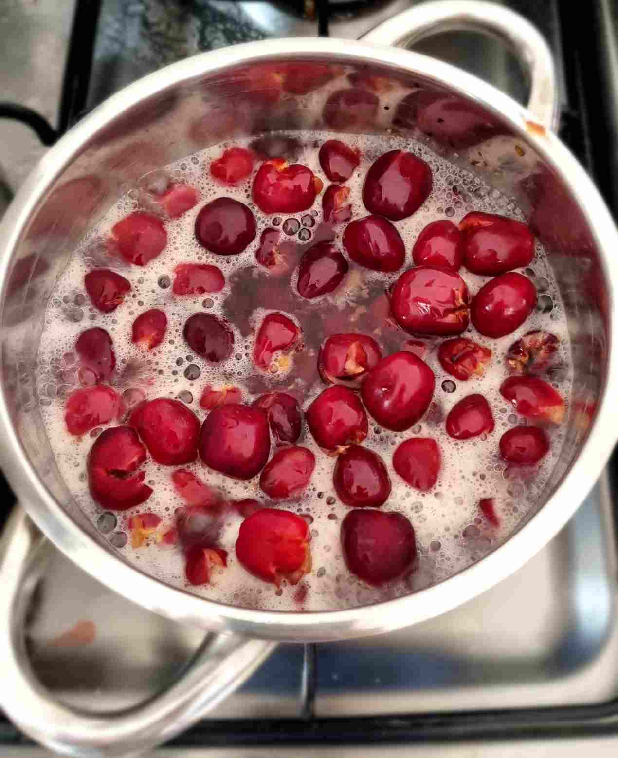 Hot Pack Canning Cherries (1)