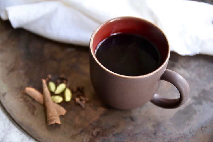 Elderberry tea in a cup
