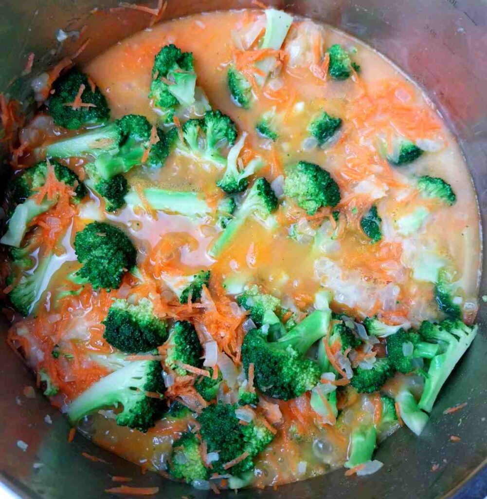 Rich Homemade Broccoli Cheddar Soup (with Carrots) Natasha's Home