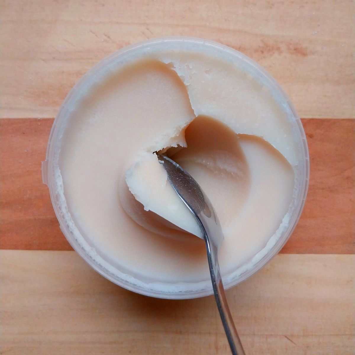 Lard with a little scooping spoon.