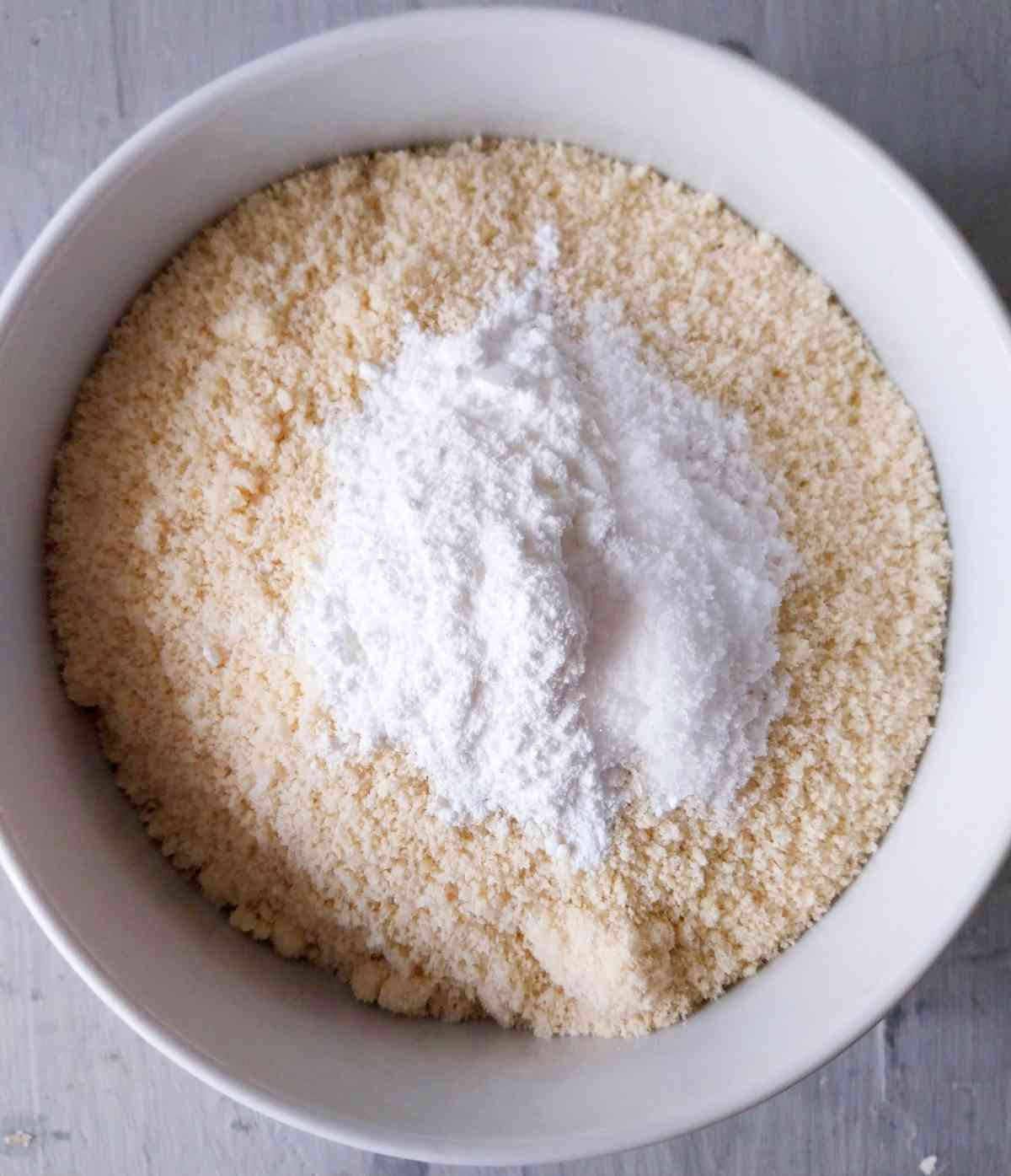 A bowl with almond flour and the other dry ingredients.
